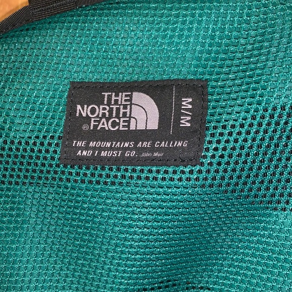 NWT The North Face Base Camp Duffel - Medium Green - Picture 3 of 10